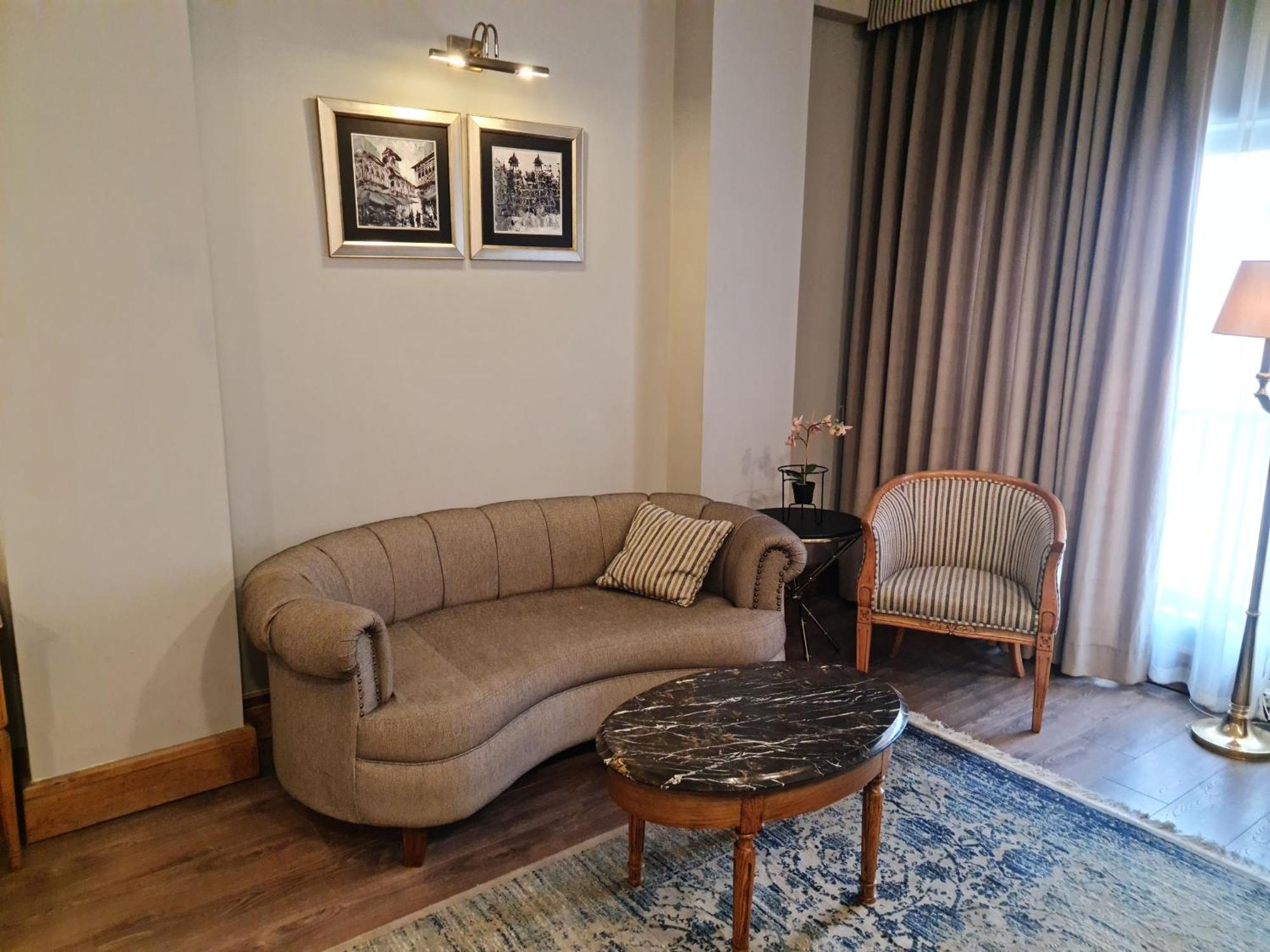 Hotel Crown Plaza Исламабад Екстериор снимка